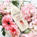 Jergens Age Defying Multi-Vitamin Moisturizer, 600ml - Image 2