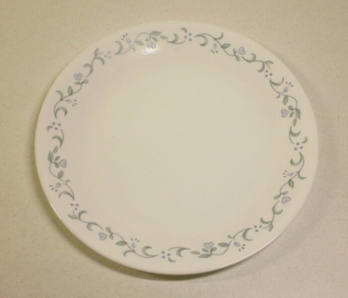 corelle livingware country cottage 10 dinner plate image