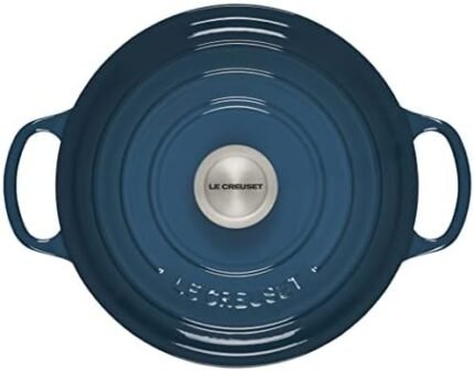 le creuset 4.5 qt round dutch oven deep teal image