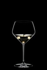 riedel extreme oaked chardonnay clear glass image