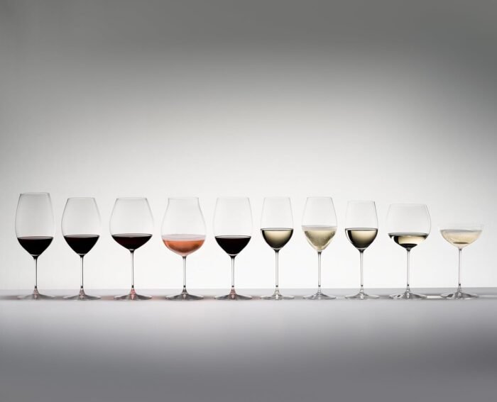 riedel veritas old world pinot noir wine glasses image