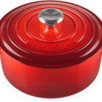le creuset 4.5 qu round dutch oven cerise image