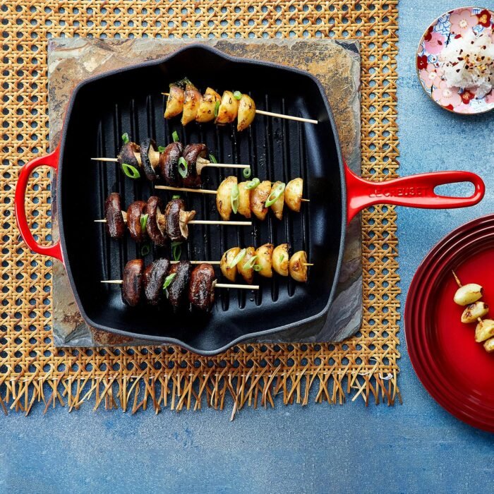 le creuset 10.25 square skillet grill cerise image
