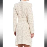 barefoot dreams cozy chic brefoot in the wild robe image