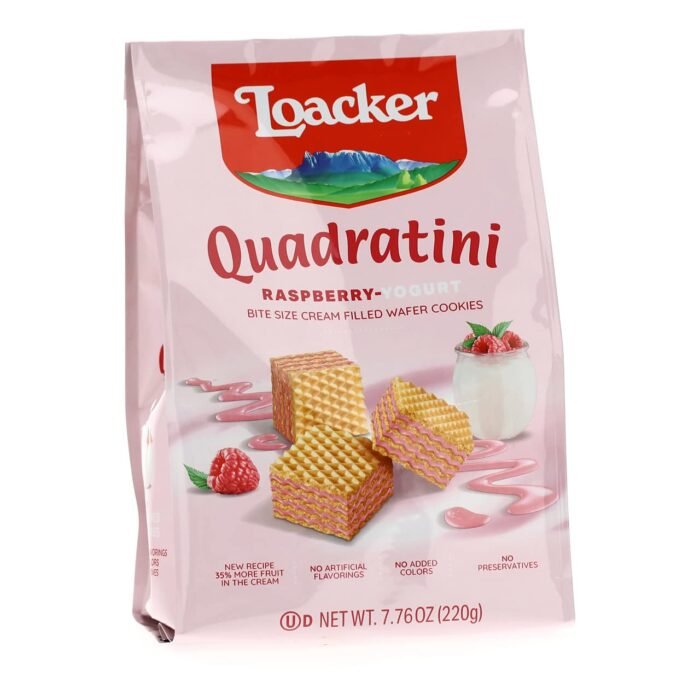 loacker quadrantini raspberry yogurt wafer cookies detail image