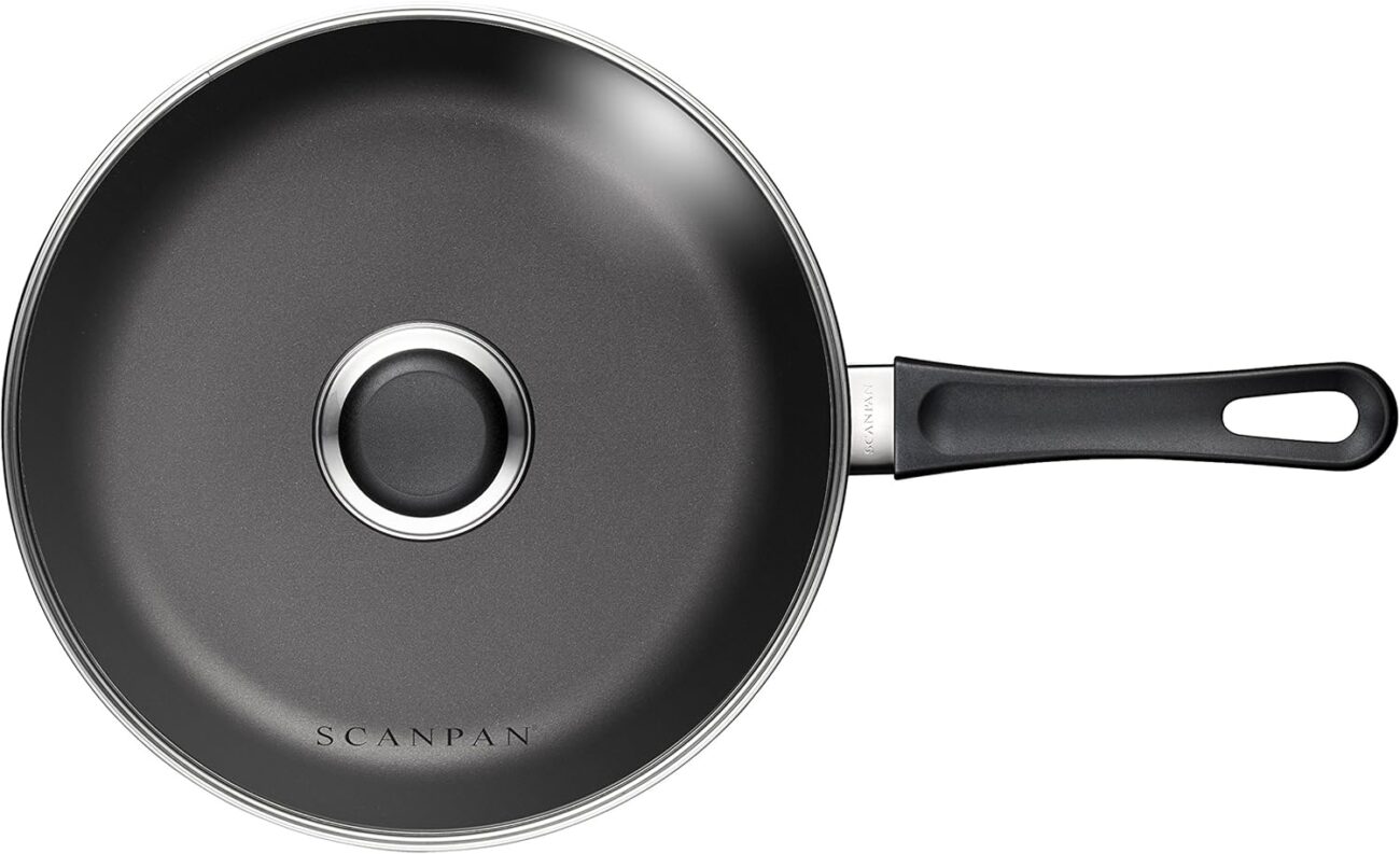 scanpan classic 9.5" covered sauté pan image