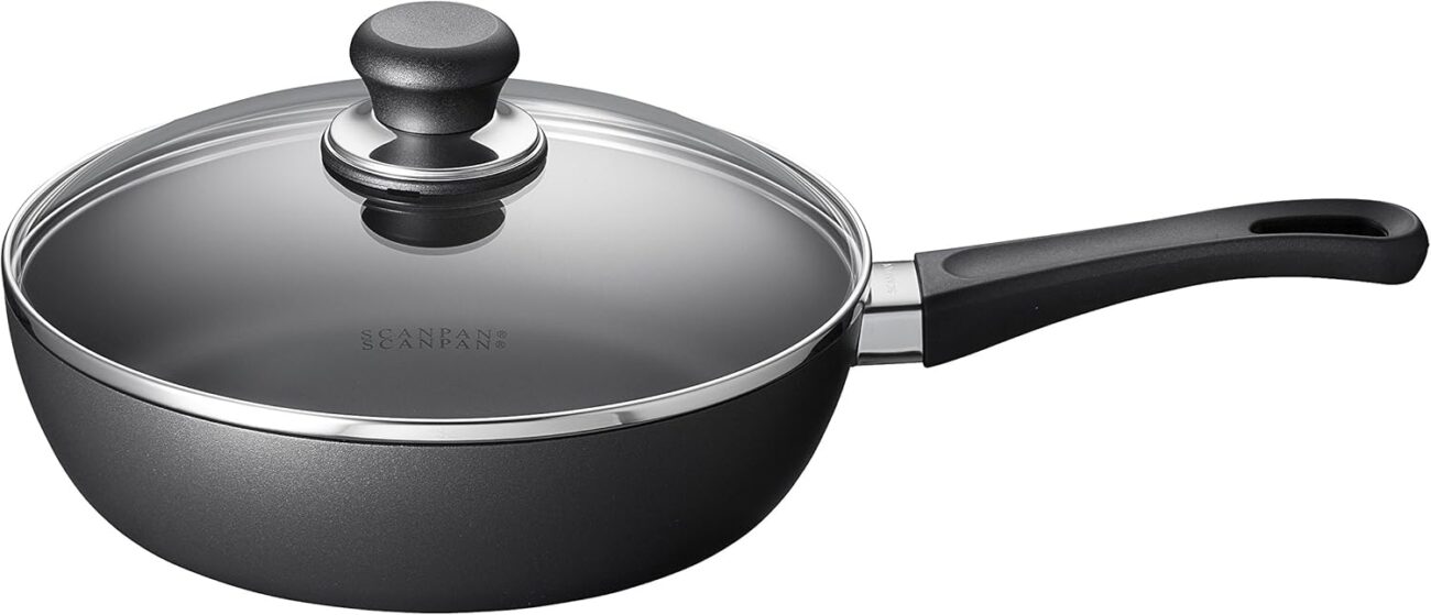 scanpan classic 9.5" covered sauté pan image