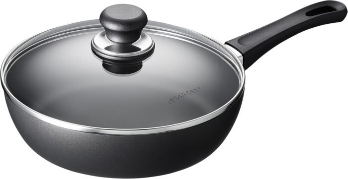 scanpan classic 9.5" covered sauté pan image