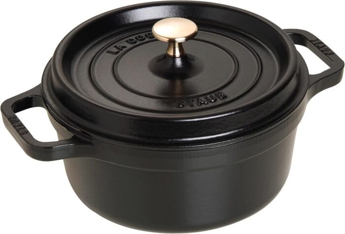 staub 22cm black round casserole image