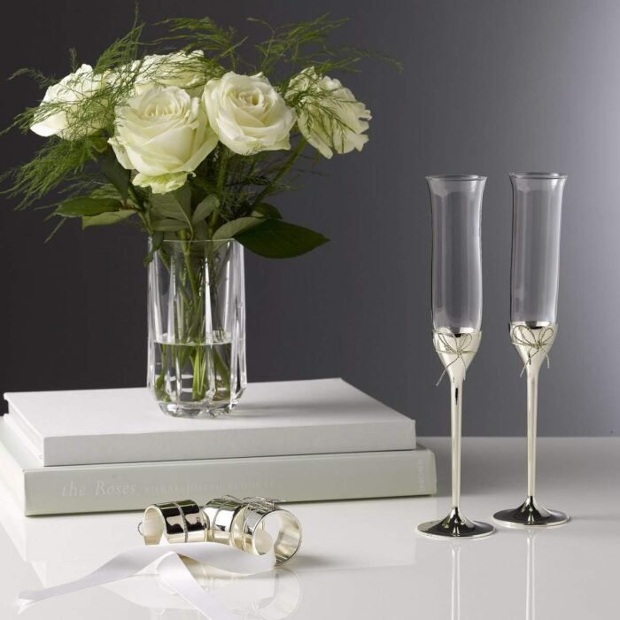 vera wang wedgwood love knots toasting flute set image
