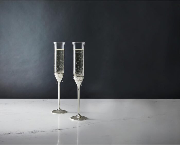 vera wang wedgwood love knots toasting flute set image