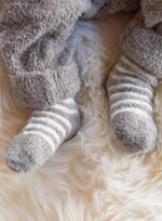 barefoot dreams lite infant sock set pewter pearl image