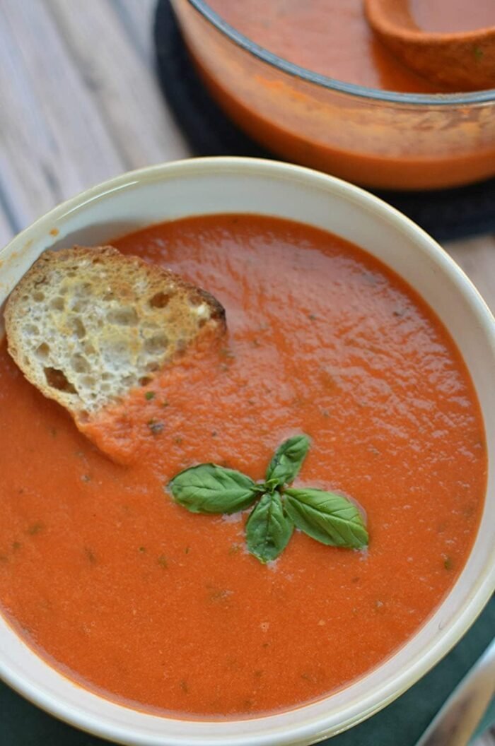 la madeleine tomato basil soup image