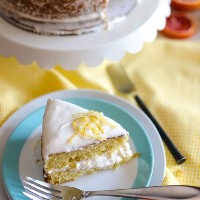 bobs red mill gluten free vanilla yellow cake mix pack image