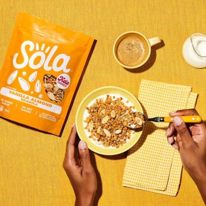 Sola Vanilla Almond Low Carb Granola
