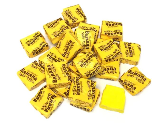 banana split candy chews 140 count image