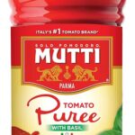 mutti tomato puree with fresh vasil image