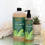 desert essence face wash with tea tree oil bottle image