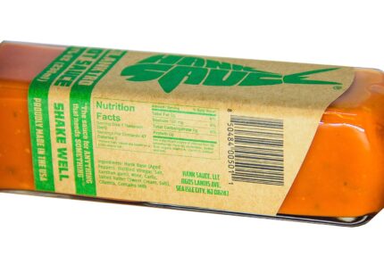 hank sauce mild heat with cilantro garlic & peppers