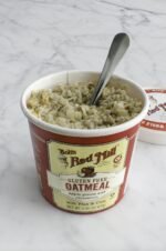 bobs red mill apple cinnamon oatmeal cup