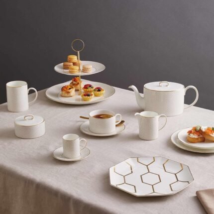 wedgwood gio gold teapot