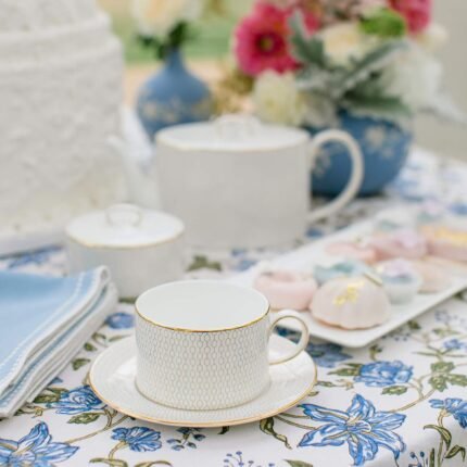 wedgwood gio gold teacup & saucer set