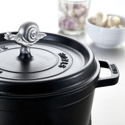 staub escargot animal knob handle