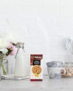 walkers stem ginger cookies pack