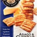 john wm macys asiago & cheddar cheesecrisps pack