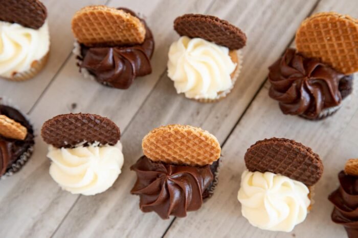 daelmans authentic dutch stroopwafels caramel