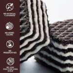 Loacker Quadratini Cocoa & Milk, 8.82 Oz - Image 4