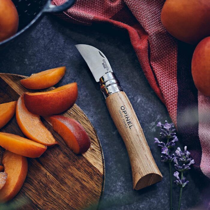 OPINEL No.7 Folding Chestnut and Garlic Wood Handle - Image 5
