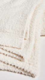 Barefoot Dreams Women CozyChic Throw, Cream, One Size - Image 3