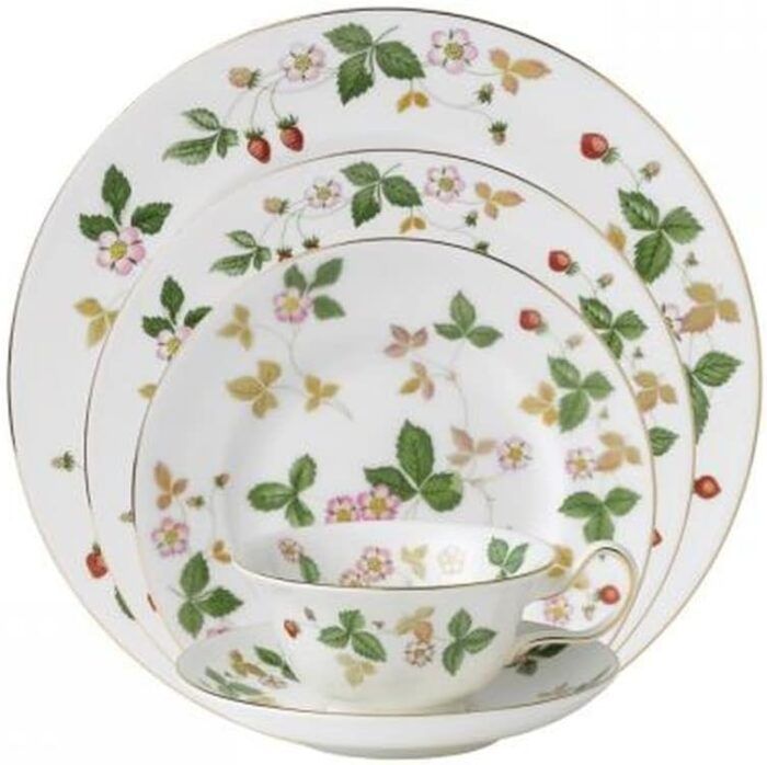Wedgwood Wild Strawberry Dinnerware Place, Multi, 5 Ct - Image 1