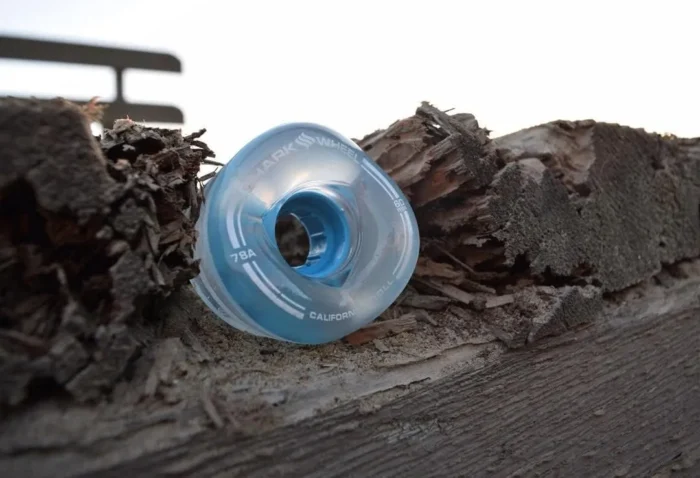 Shark Wheel Skateboard Cruising Wheels, Clear Blue Hub, 72 Mm - Image 2