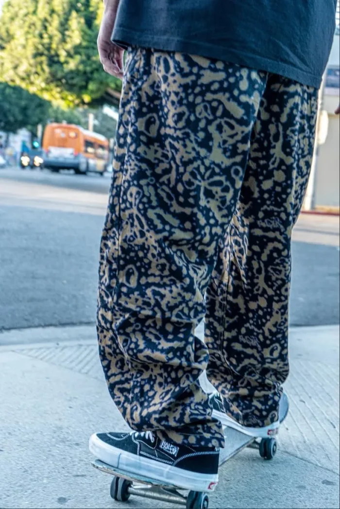 Shark Wheel 96A Pro Signature Durable Skateboard Wheels, Black, 54 Mm - Image 3